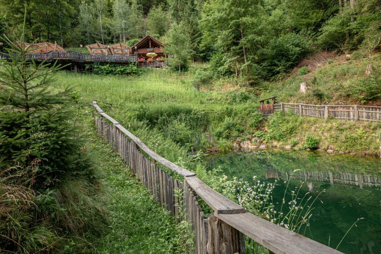 Landhof Waidegger Wirt - Hotel, Restaurant, Bar Buitenkant foto
