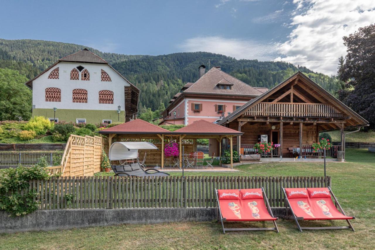 Landhof Waidegger Wirt - Hotel, Restaurant, Bar Buitenkant foto